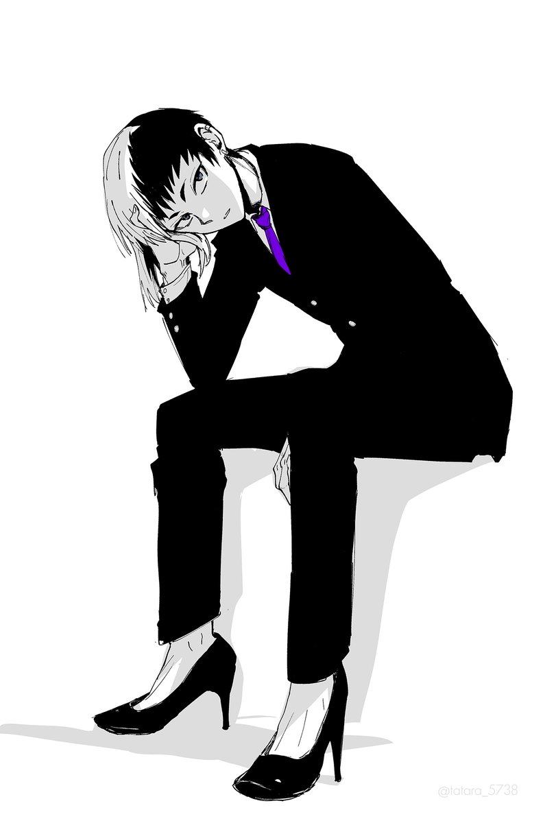 復興後に女性誌の仕事特集回の表紙を飾る🃏
(※👠履いてる) 