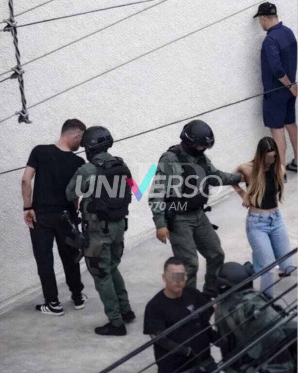 Y esa sucia quien es????? La cornuda en la carcel y este con una pendeja hacelo cagar yaninaaaa