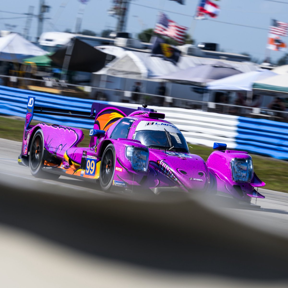 JonnyEdgar_'s tweet image. 🔜🇺🇸 Next week, we’re heading back to the States for the gruelling Sebring 12 Hours with @AORacingUSA - and Spike the Dragon returns in his signature purple skin 🐉

Braced, ready and set for the bumpiest ride of the season! 👊🏼

#IMSA #AORacing #EnduranceRacing #Racing