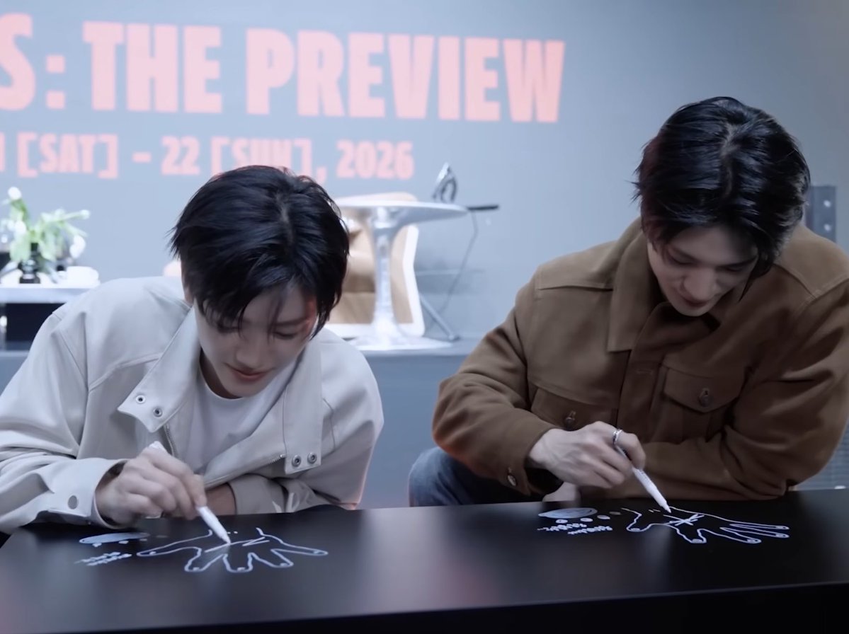 อันนี้เขียนลายเซ็นหรือเขียนใบทะเบียนสมรสคะ 🥺🤍