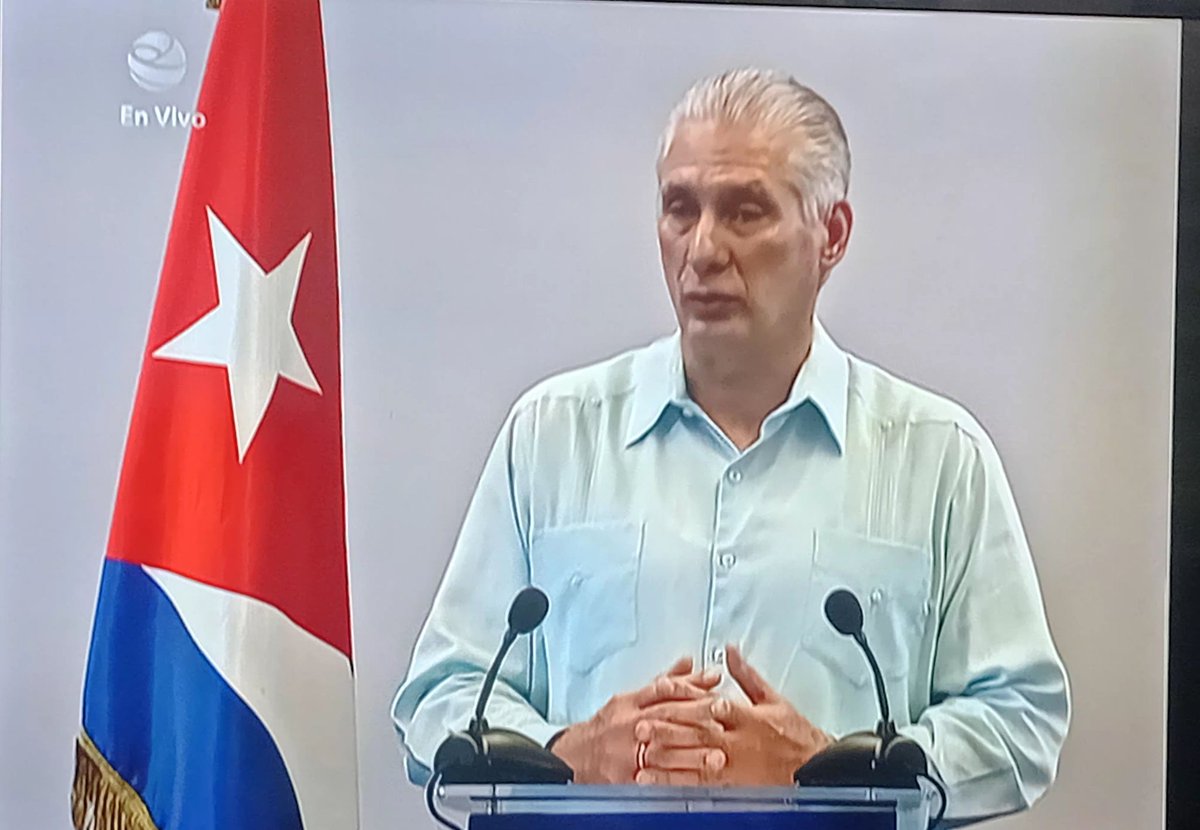 🇨🇺🗣️ <a href="/DiazCanelB/">Miguel Díaz-Canel Bermúdez</a> Bajo la dirección del general de ejército como líder histórico de la revolución , y colegiado con las principales instancias del partido, el gobierno y el Estado cubano,  sostuvieron recientemente conversaciones con representantes de la administración de EEUU