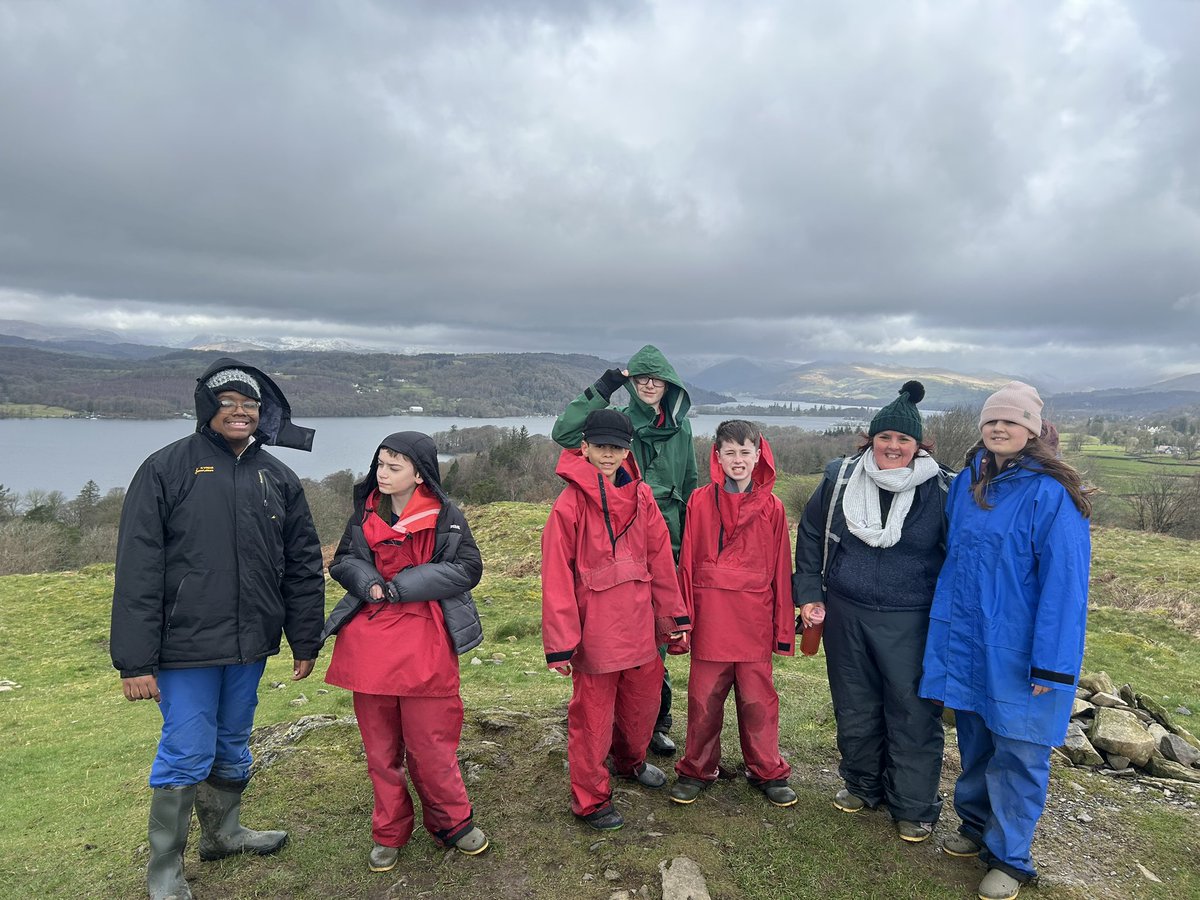 MrsGarfin@StJohnVianneysc tweet media