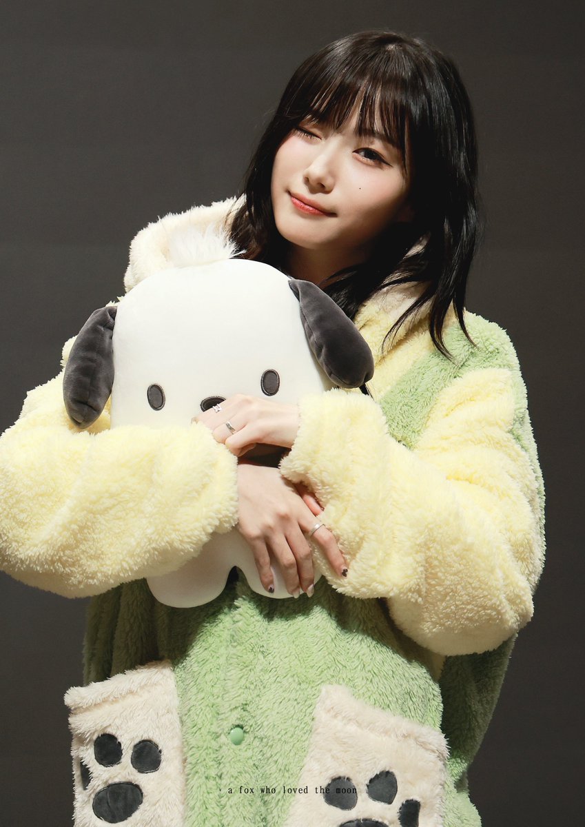 つきつね tweet media