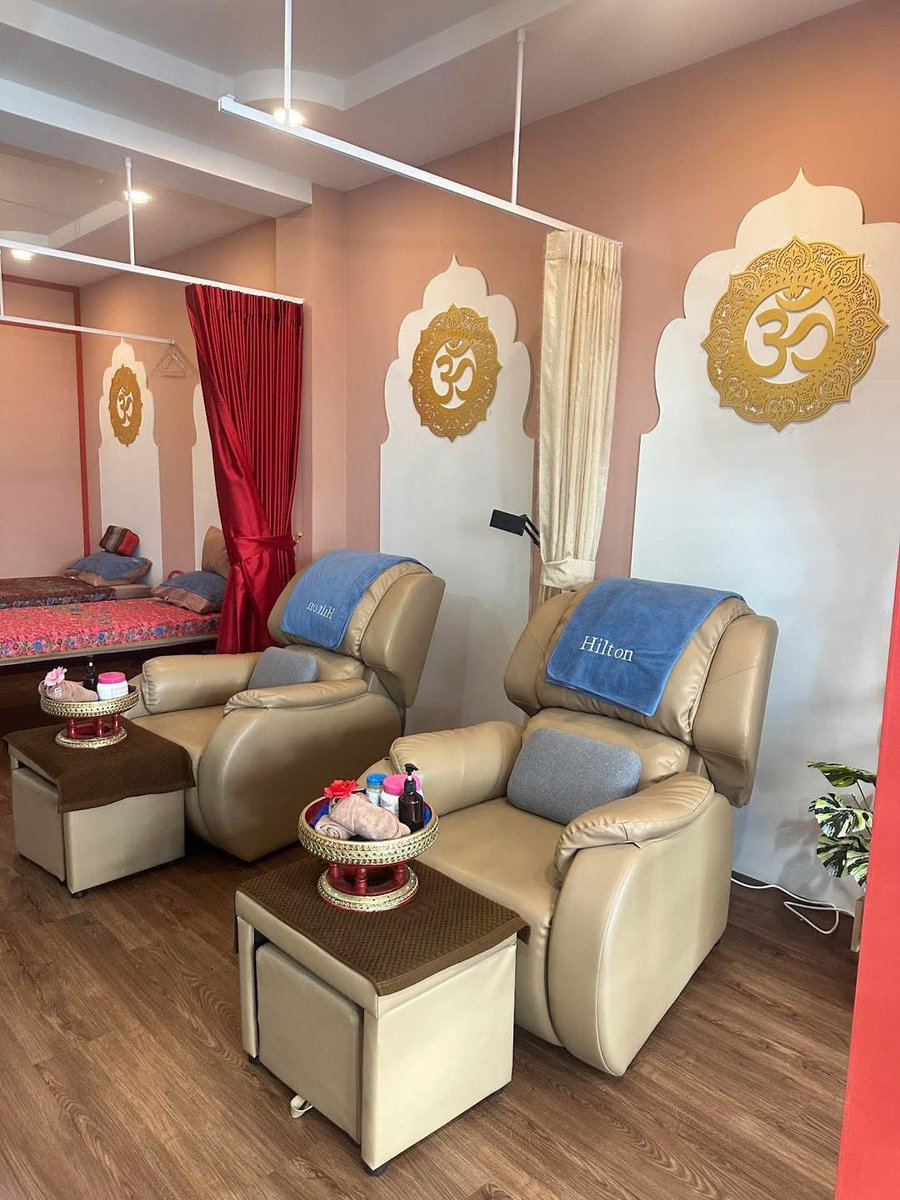 KalimaSpaMlszq's tweet photo. ✨This Weekend… Reset Your Energy &amp; Relax✨At Kalima Massage, massage is not only about relaxation🌿

🌿 Special Promotion
💆‍♀️ Thai Massage – 700 THB / 2 Hours
💆‍♀️ Oil Massage – 1200 THB / 2 Hours

📍 Kalima Massage (Silom, Bangkok)
☎️ 081-657-6707
👉 https://t.co/QJbWsfR1L9 https://t.co/rrPPVl0EGR