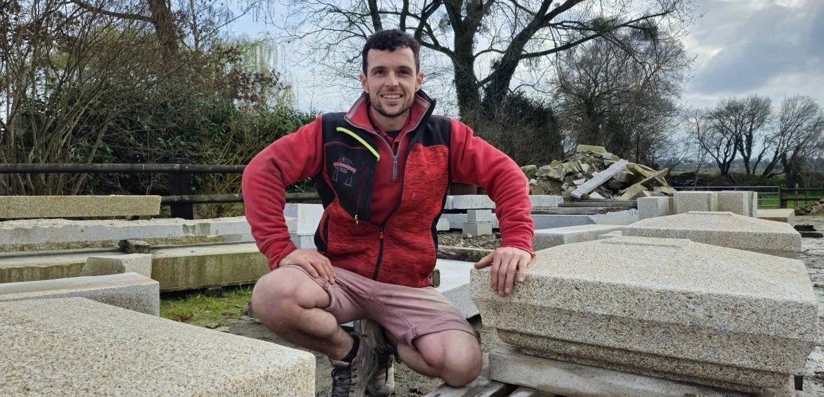 Super rencontre dans le Nord-#Mayenne, au Horps, avec Cédric Mahérault. Tailleur de pierre, en 10 ans, il a rendu pérenne son entreprise et s'est construit une réputation d'envergure nationale.
👉 lecourrierdelamayenne.fr/actualite-3864…