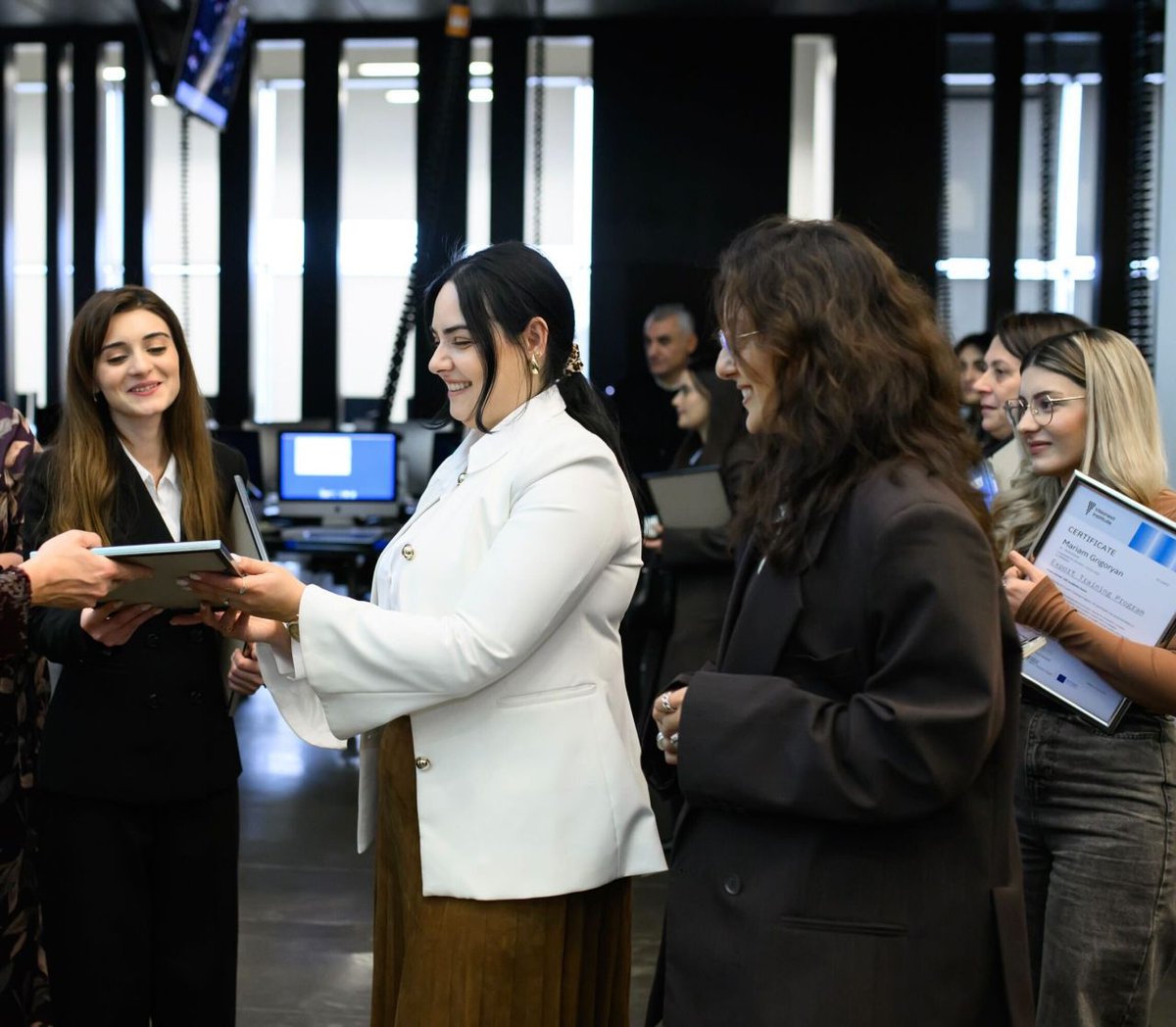 ESTDEV 🇪🇪 #StandWithUkraine tweet media