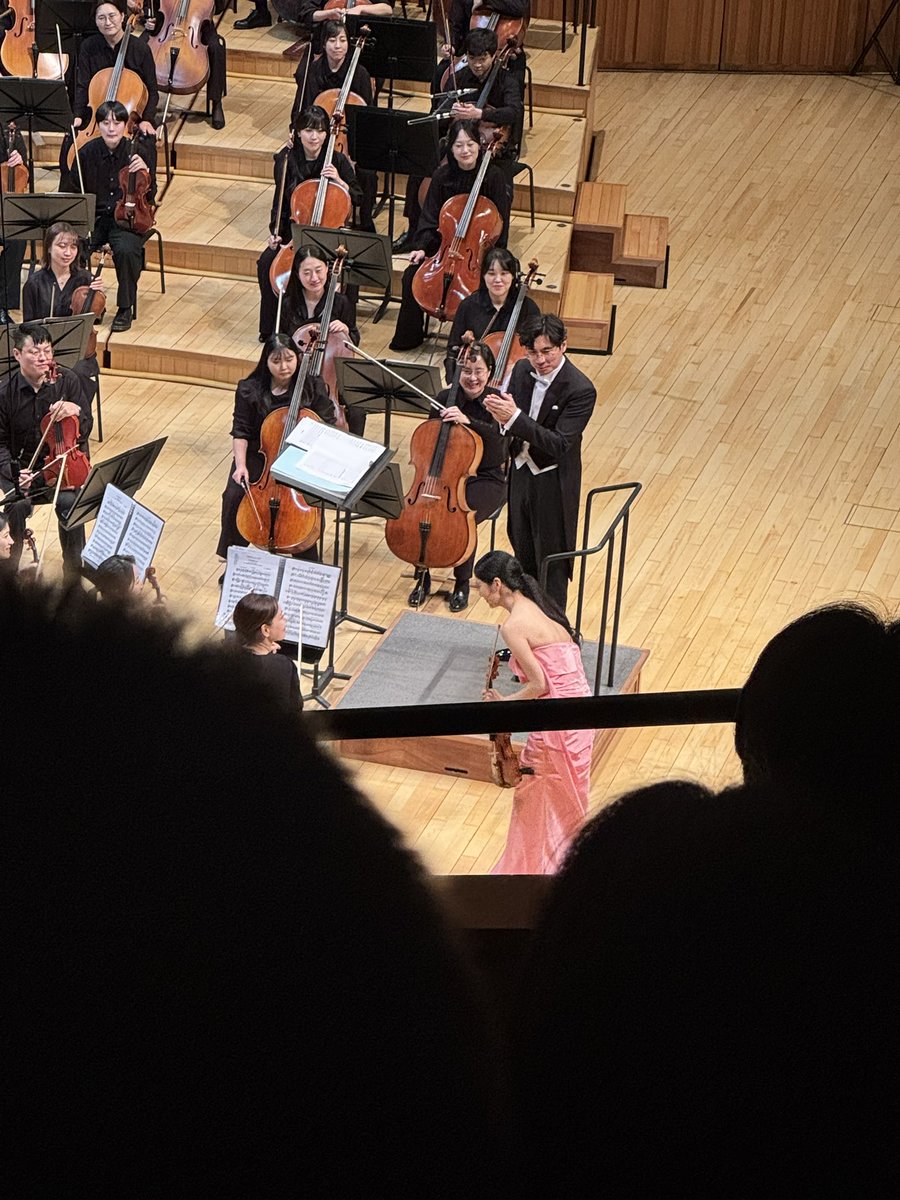 우리 꼭 영원하자 tweet media