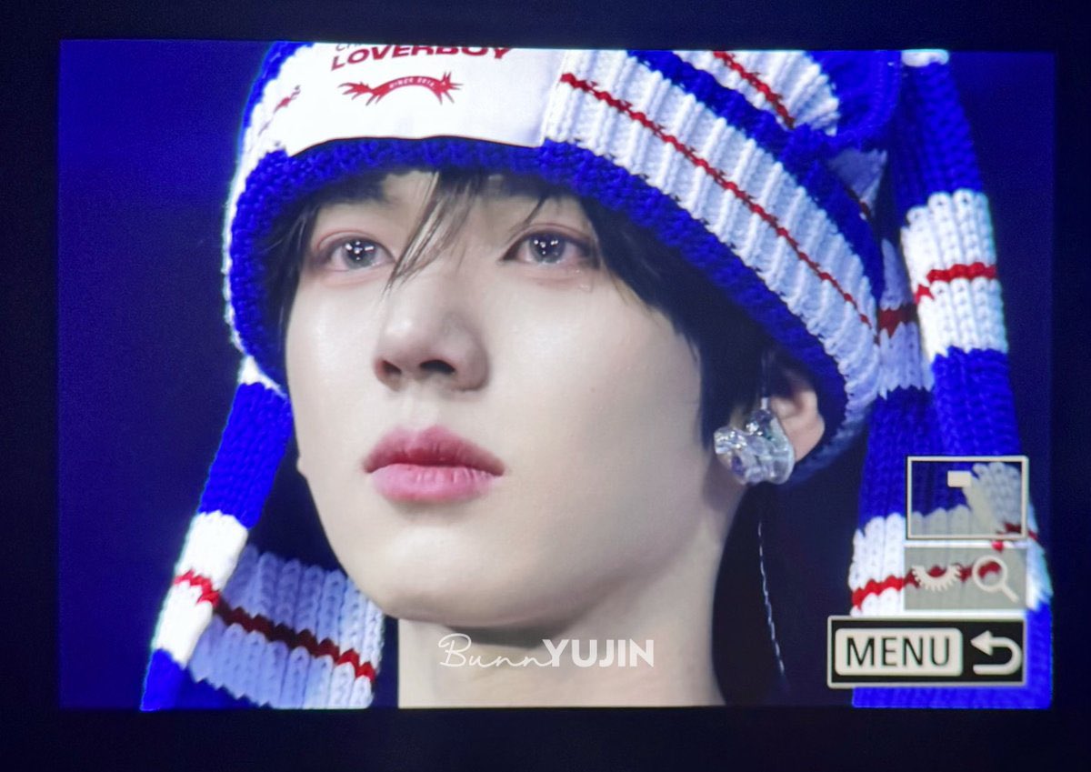 han yujin pics tweet media