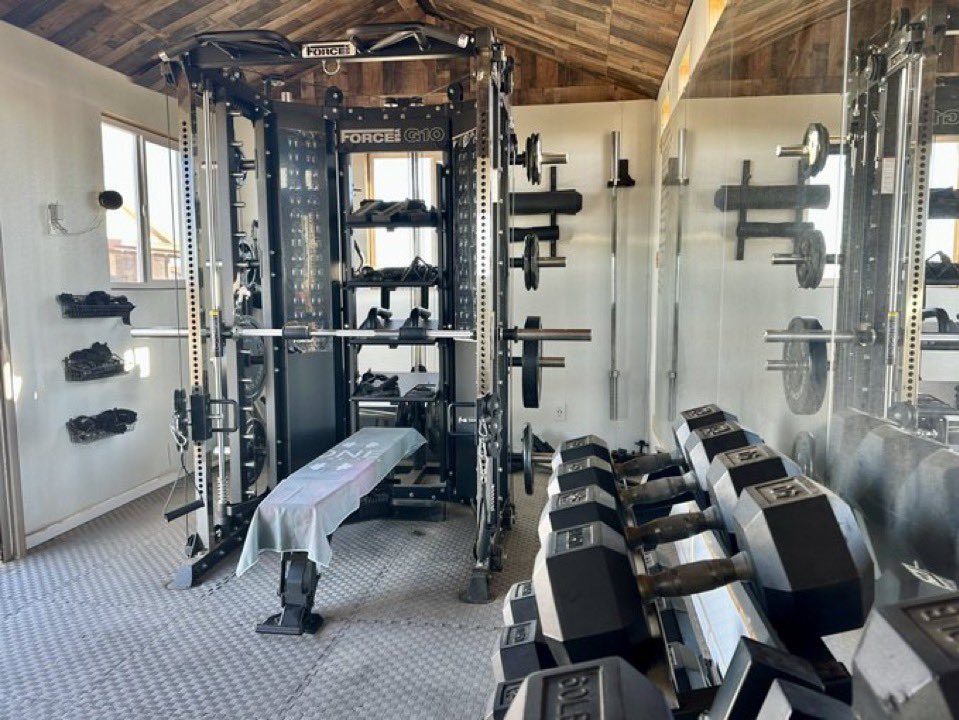 Steve · Millionaire Habits tweet media