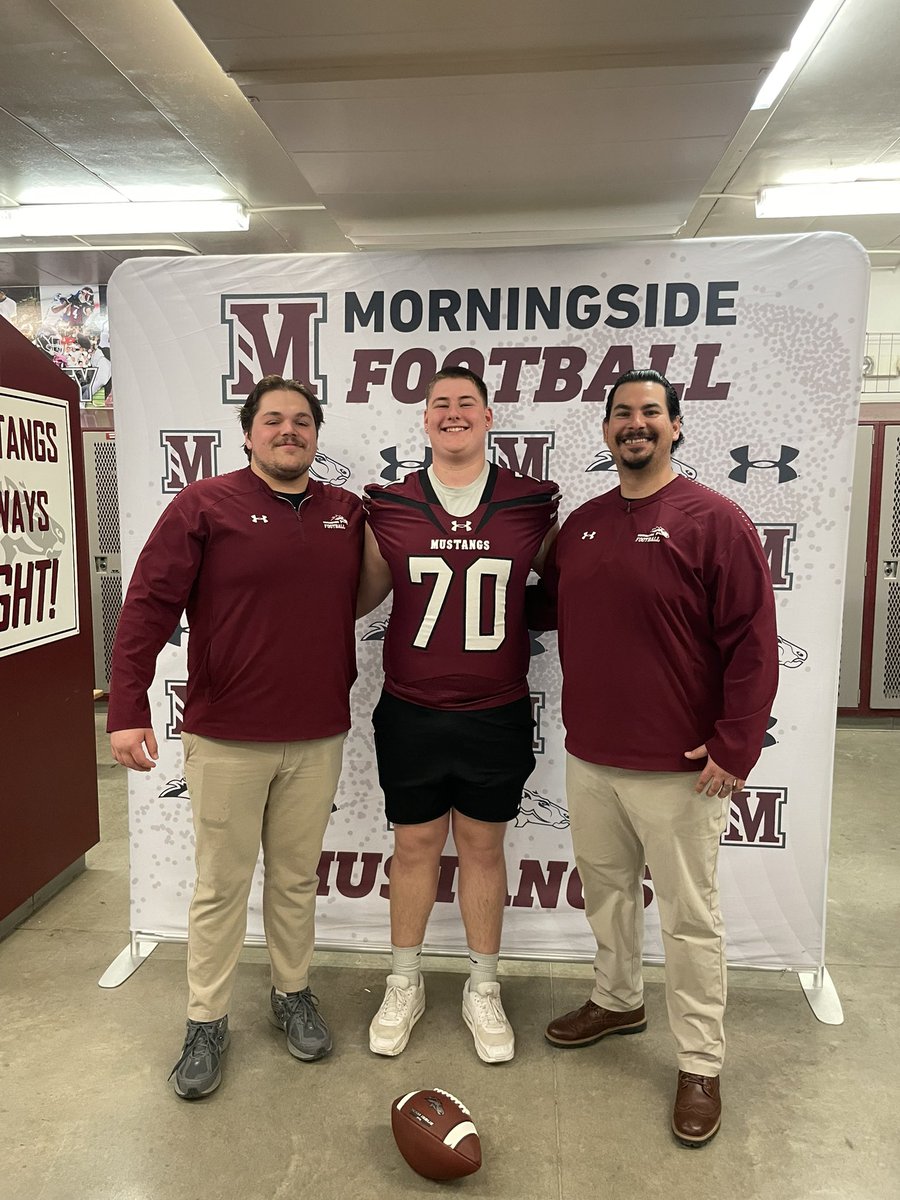 Webber878's tweet photo. Thank you @CoachCSilva and @_coachwomack for having me out for a junior day learned a lot and had a great time! @OPS_VikingsFB https://t.co/5viT3MgZ5z