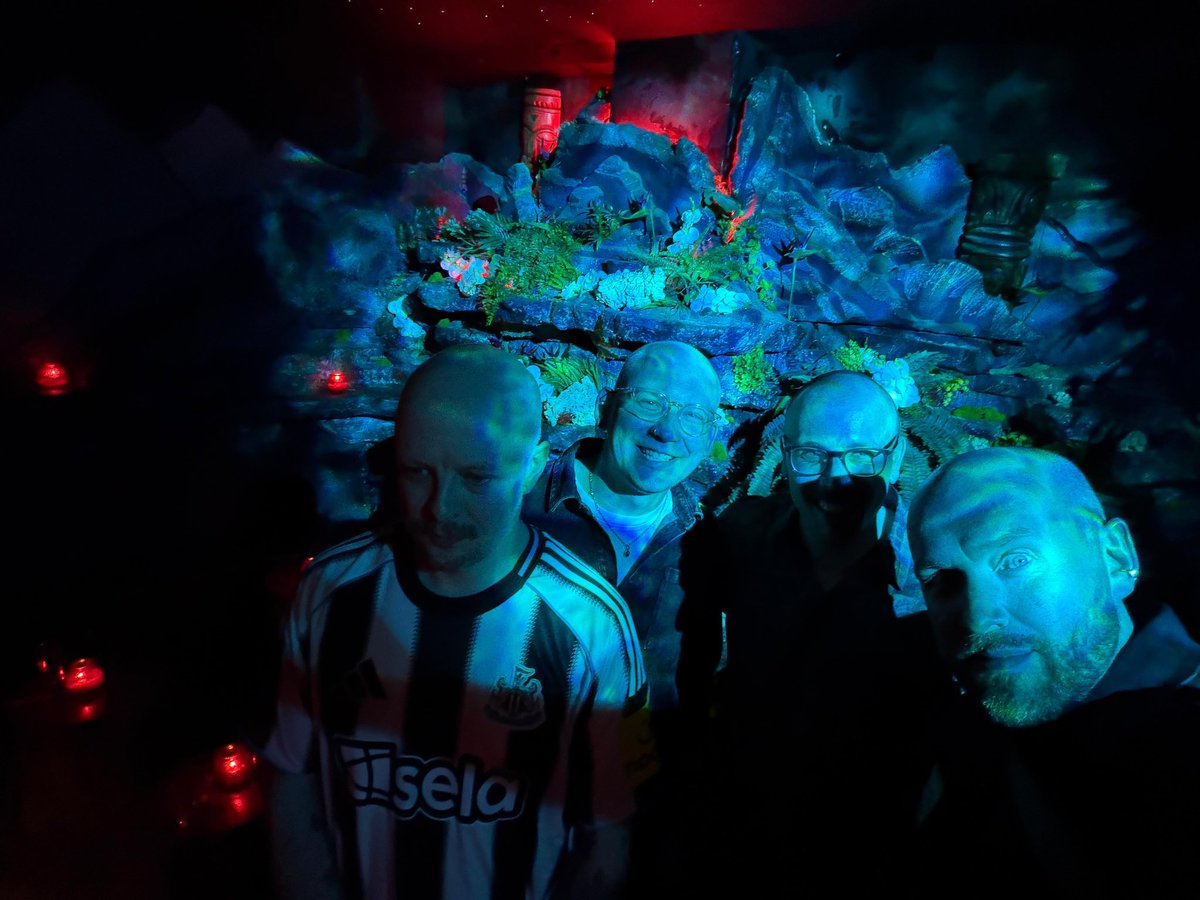 🧃Thomas Reisenegger_xcx tweet media