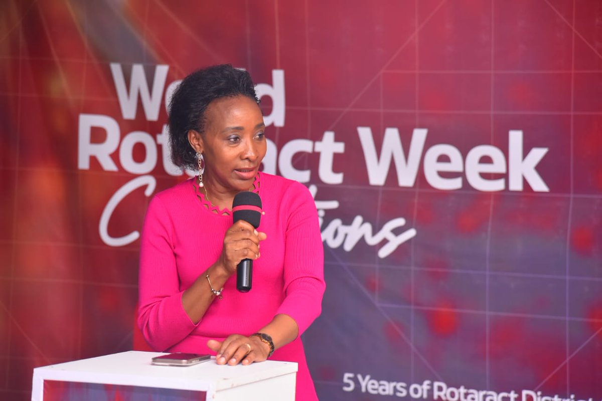 Rotaract District 9214 tweet media
