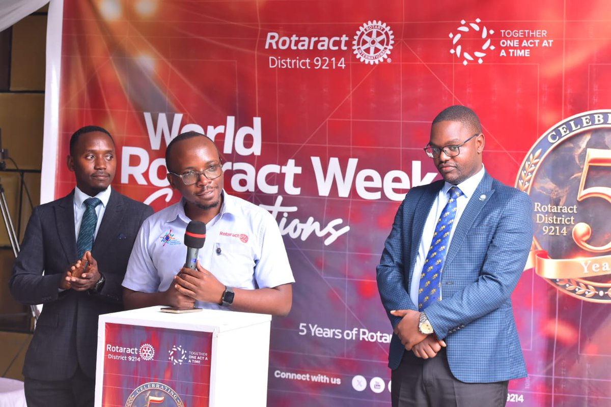Rotaract District 9214 tweet media