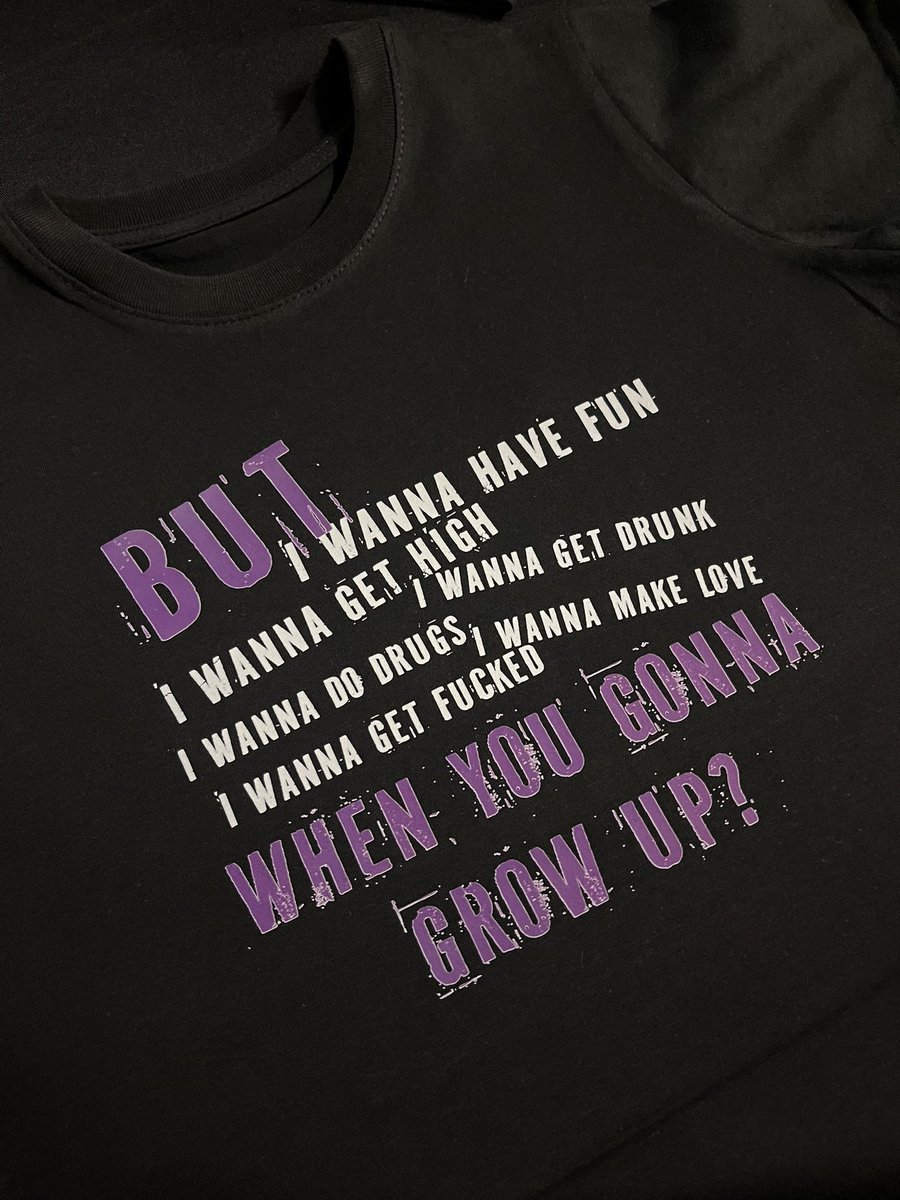 Brujita Merch tweet media