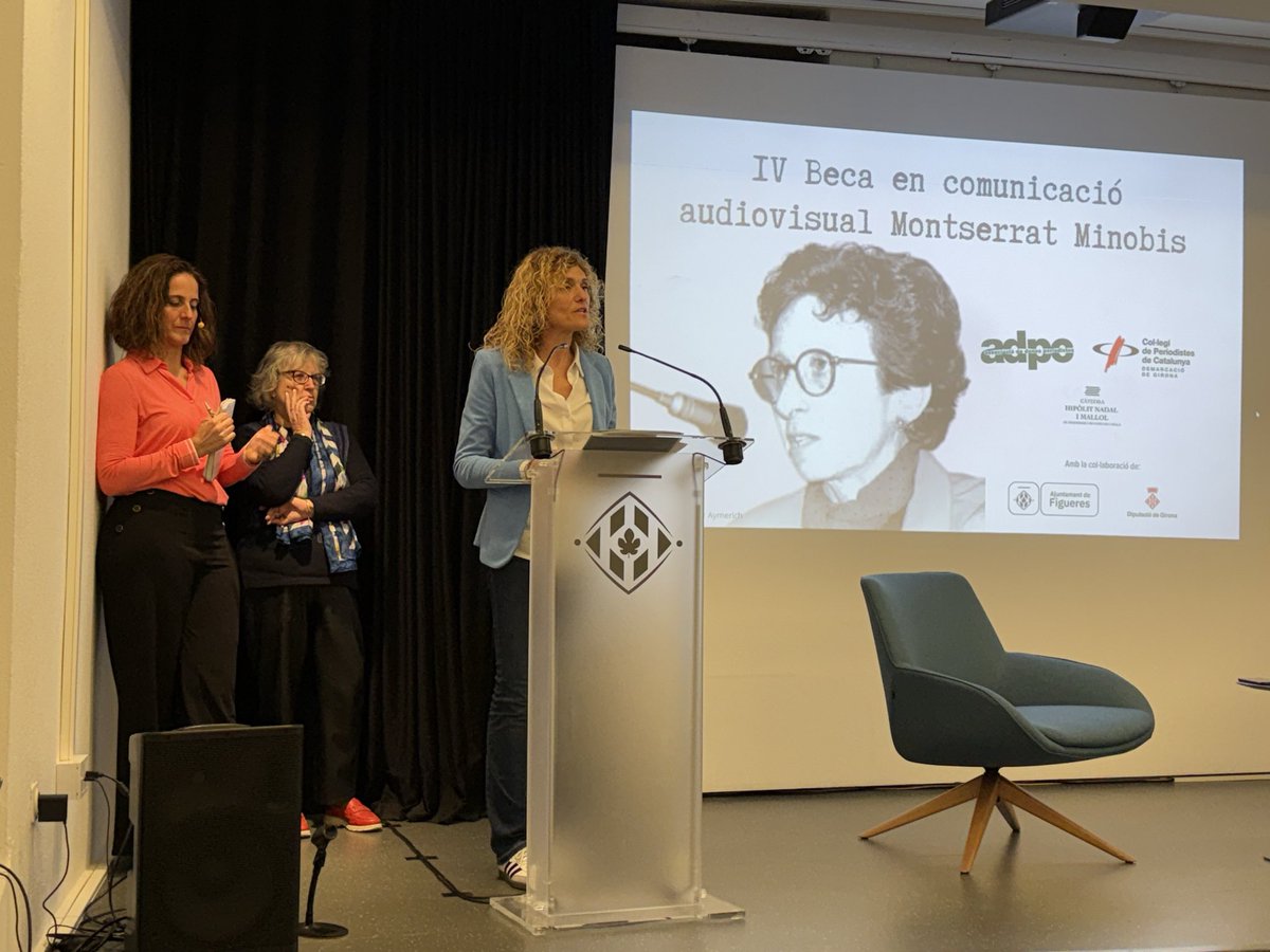 ajfigueres's tweet photo. 🎖️ Acte de lliurament de la 4a Beca Montserrat Minobis, aquesta tarda al @museuemporda de #Figueres 

➡️ Guardó a la periodista Marta Narberhaus i conversa entre Laia Servera (@LaiaSz), cap de continguts infantils del SX3 en funcions, i el @CCIFigueres https://t.co/nR1goutRHh