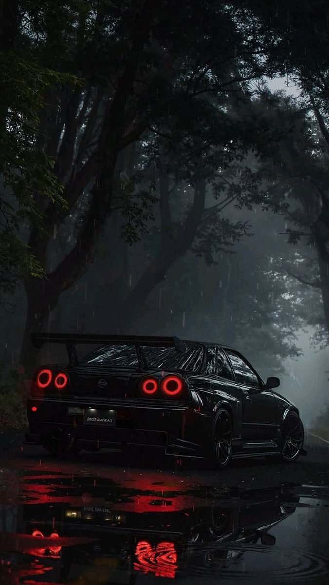alexisgram2108's tweet photo. Rain can't wash away the legend 🏁🌧️ https://t.co/a2w4hAMZ1n