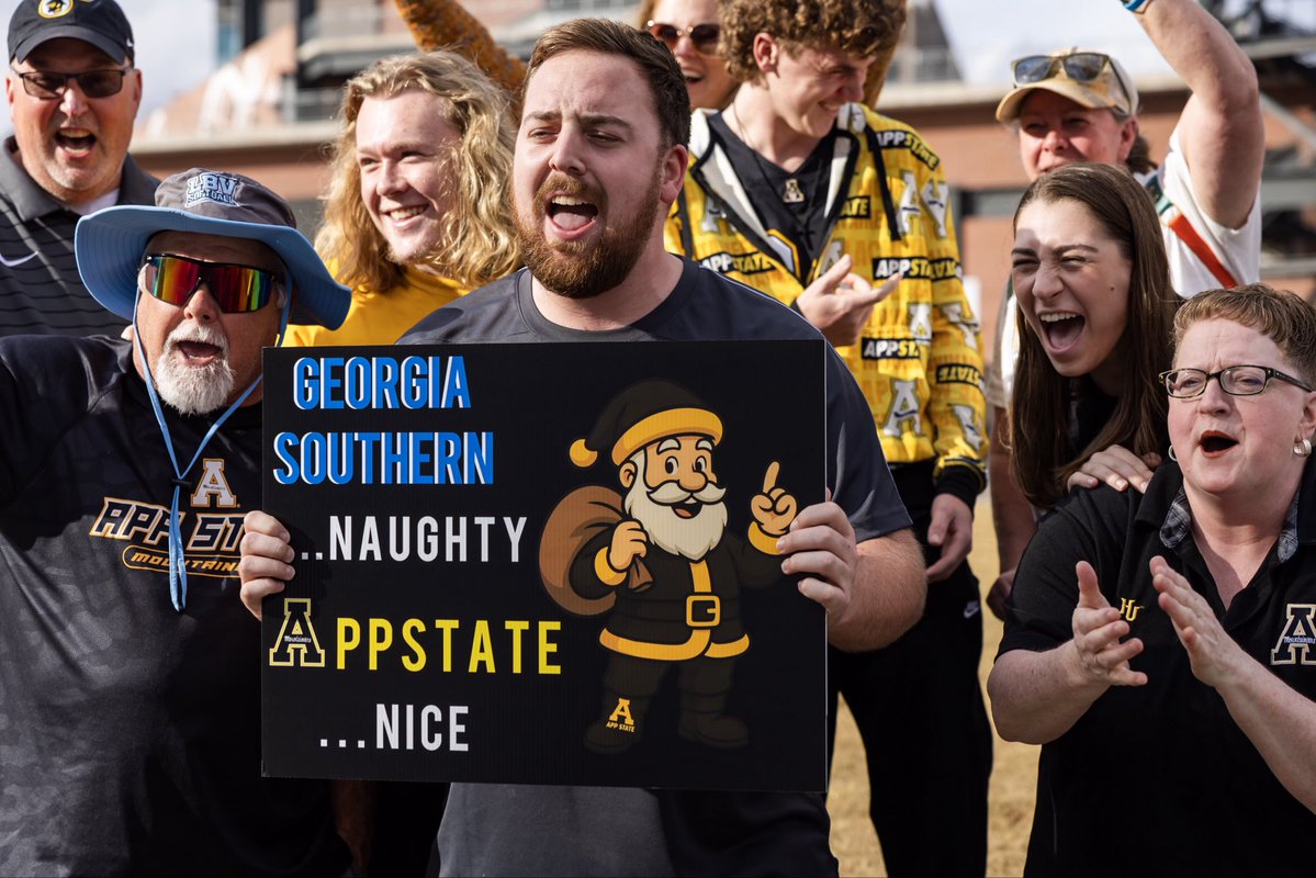 JLab Birmingham Bowl tweet media