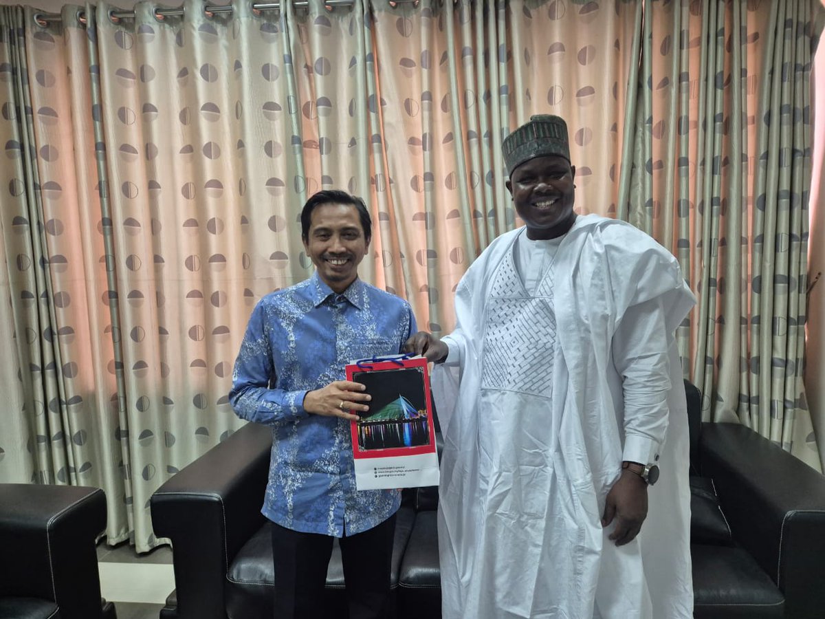 Malaysia in Nigeria tweet media