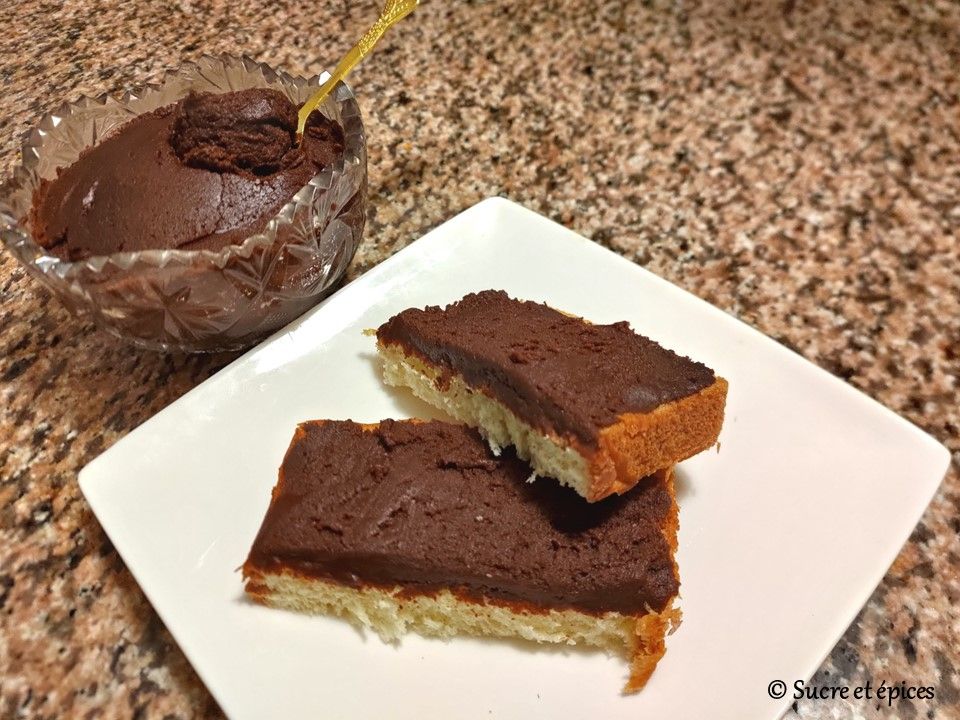 SucreEtEpices's tweet photo. Pâte de biscuits au chocolat et praliné - https://t.co/ixDzd5hIGK - #Food - #Foodies - #foodblogger - #yummy - #miam - #homemade - #recipeblog - #cuisine - #gourmet - #recipe - #recette - #recipes - #dessert - #chocolate - #EasyRecipes https://t.co/0SY3QEckDe