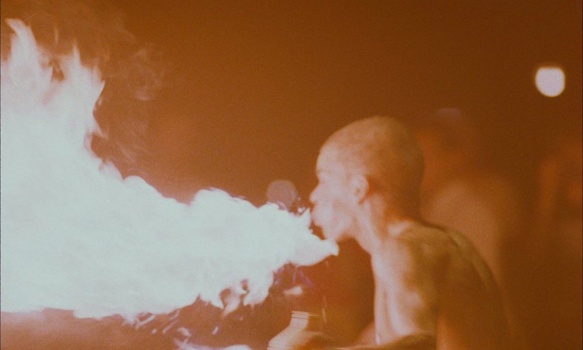 eraslanmbe's tweet photo. Les Amants du Pont-Neuf - Leos Carax https://t.co/mT7Mp18Bj7