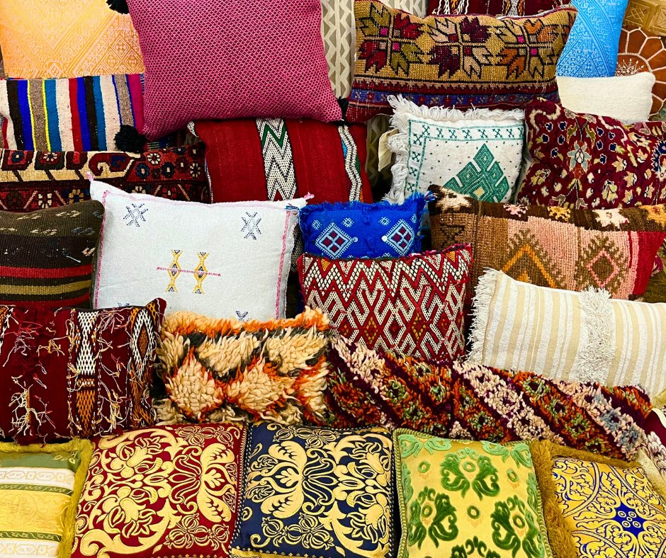 badiadesigninc's tweet image. Layer Moroccan cushions and ottomans for color, comfort, and style. Perfect for floor seating or enhancing any space with texture 👌🏼 🥰

#MoroccanCushions #HomeDecor #HandcraftedStyle #MoroccanStyle #BadiaDesign