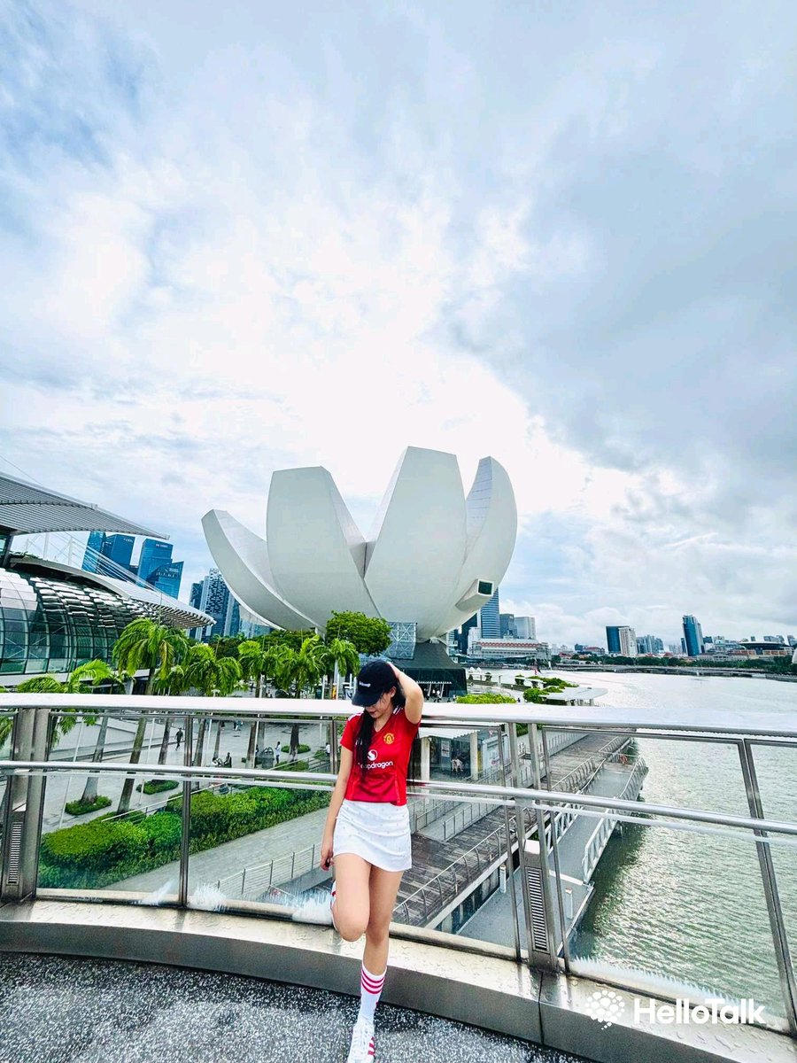 IntanHandika's tweet photo. Im lonely https://t.co/WNRY7CIFxV