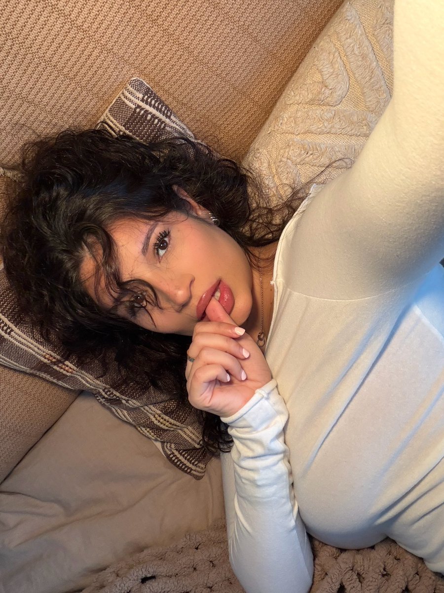 Being a sexless scam addict may seem tough at times, but the feeling you get when you feel my hand deep in your wallet is priceless 🤤 

You love it when I take what’s rightfully mine and leave you without a penny

findom scamkink scamfetish paypig HumanATM
