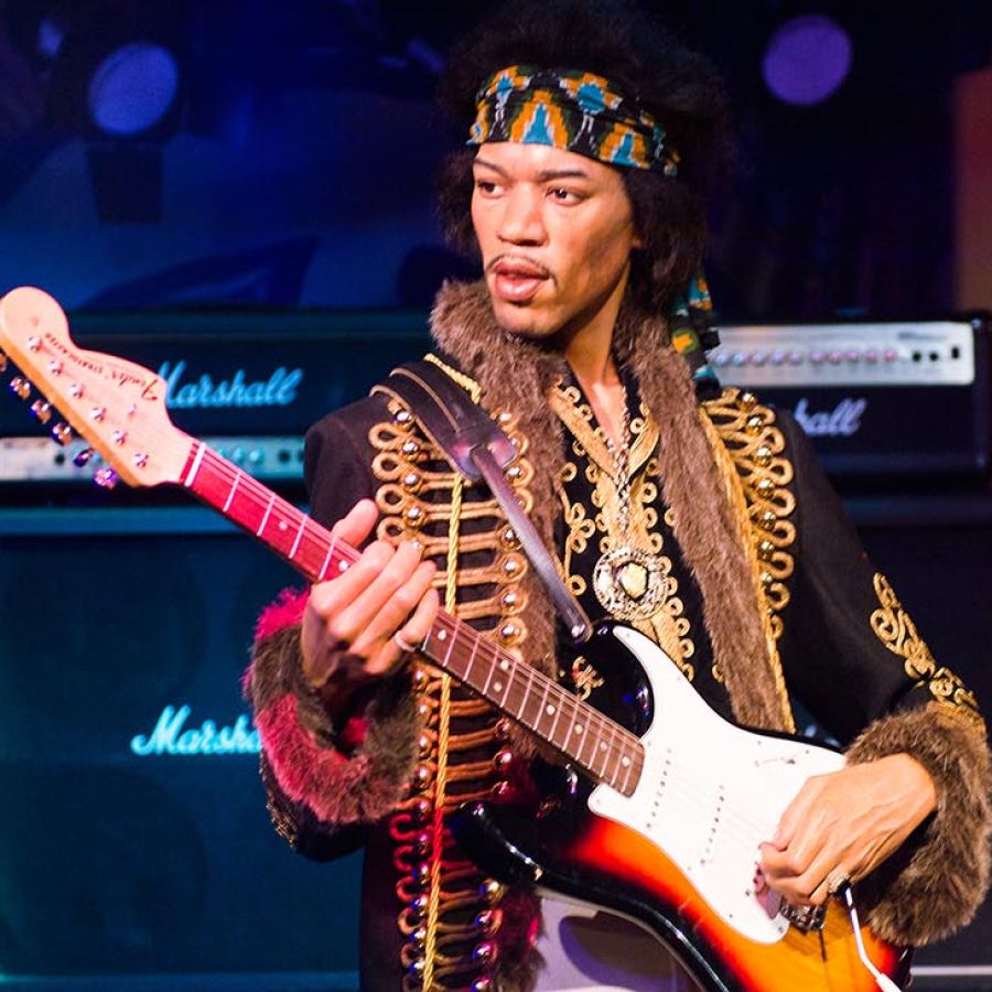 Marine Random tweet media