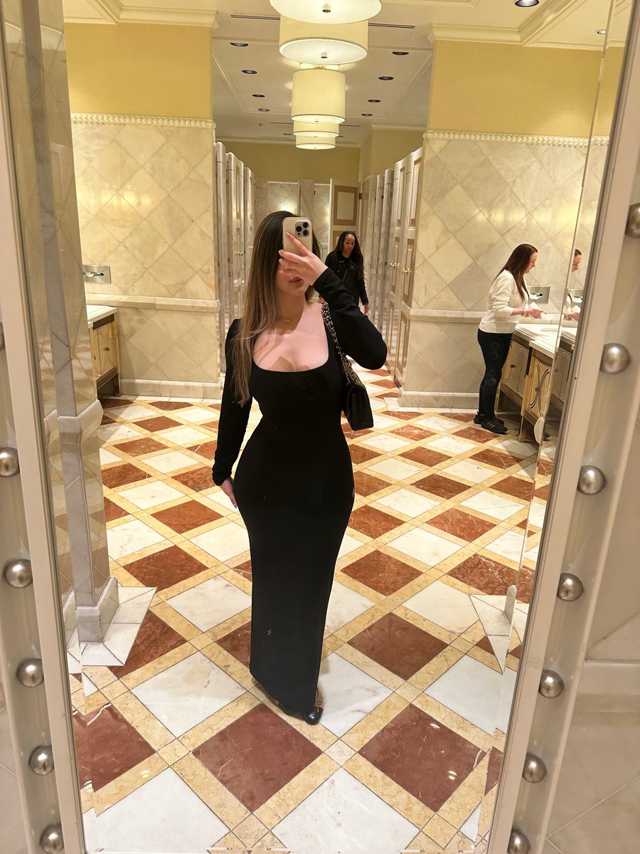 Natalia | Houston tweet media