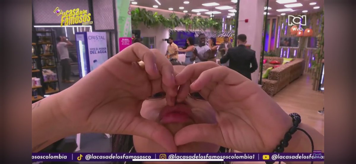 MI FAVORITA KAROL ANDREA ALCENDRA💛✨, besitos para el team Karola
 #LaCasaDeLosFamososCol3