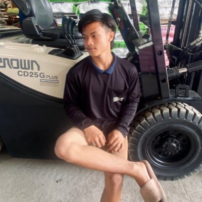 ꜱʜᴜᴛ ᴜᴘ ! tweet media