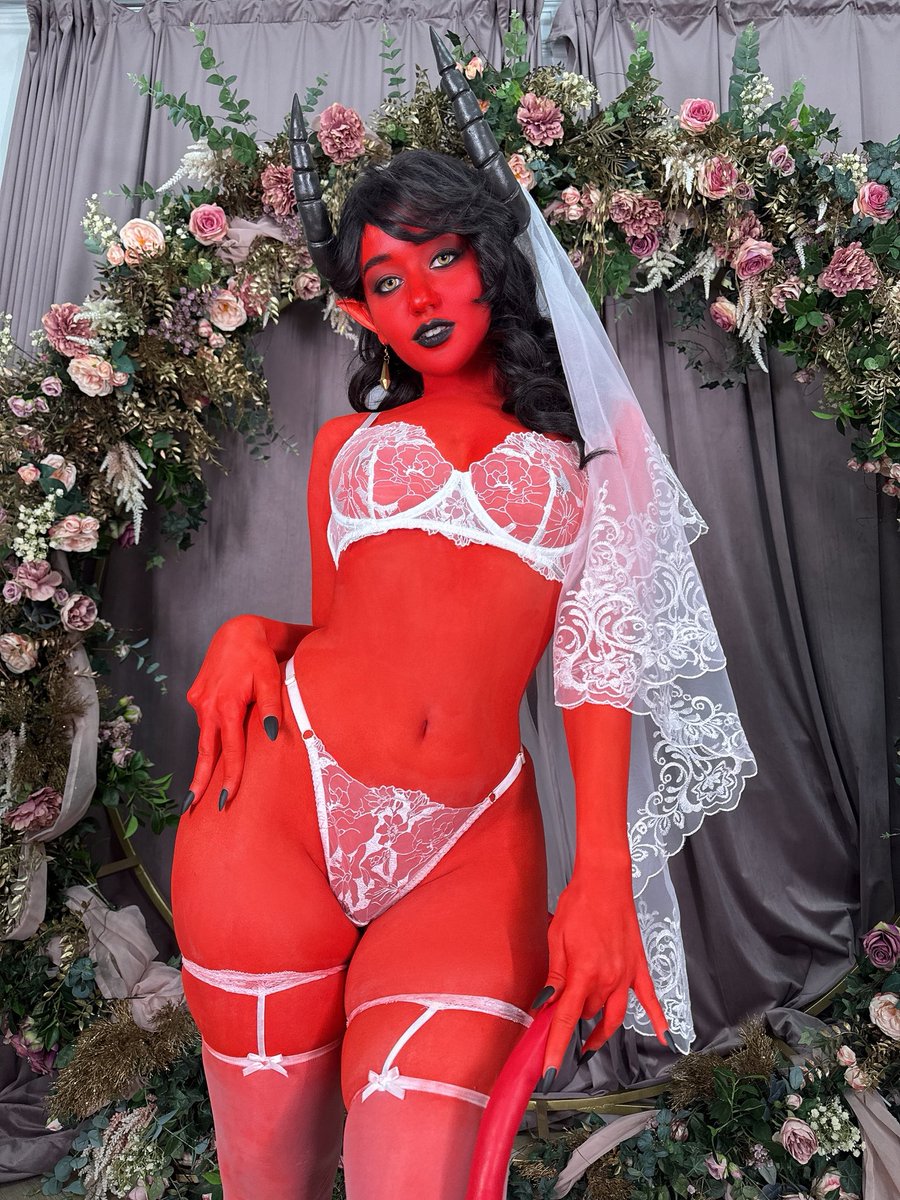 Donna 🍯 tweet media