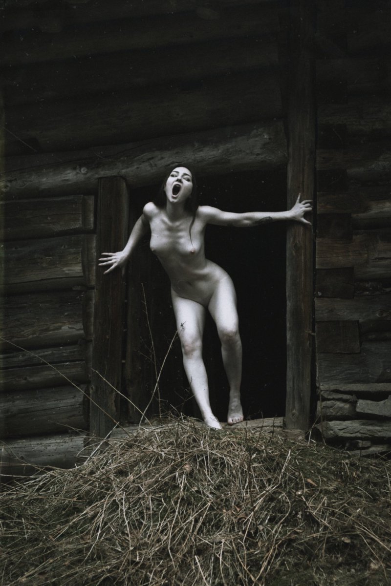 Erinthul tweet media