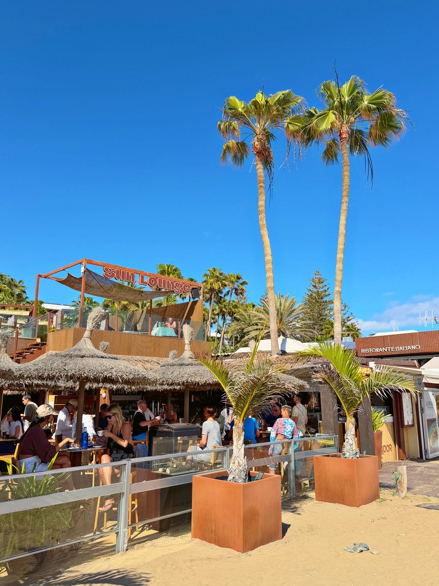 mycanaryislands's tweet photo. ¡Feliz fin de semana!

#weekend #beach #playa #maspalomas #grancanaria #Canarias #spain #mycanaryislands #fblifestylechallenge https://t.co/n33fvDyz6E