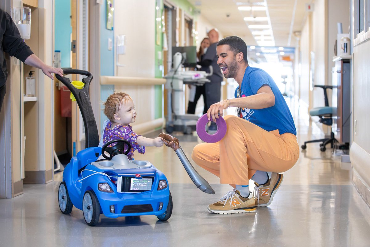 Johns Hopkins All Children's Hospital tweet media