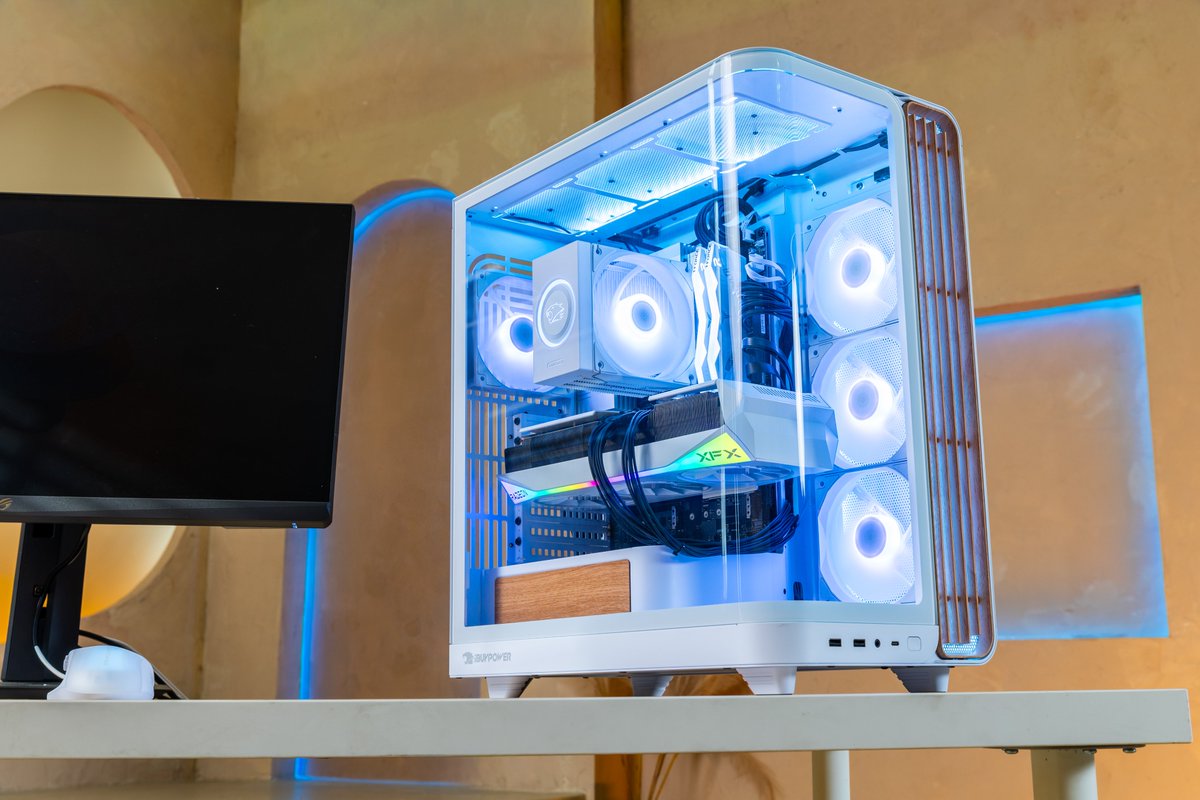 if this post gets 1,000,000 likes, we'll giveaway a free PC