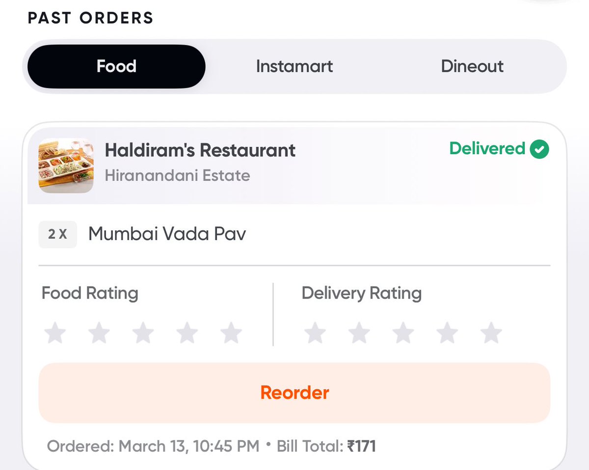mevini's tweet photo. @Swiggy I ordered Vada Pav and you guys delivered Gulab Jamun. What non sense is this??
Refund my money right now!!😡😡 https://t.co/Ji5jBseZzV