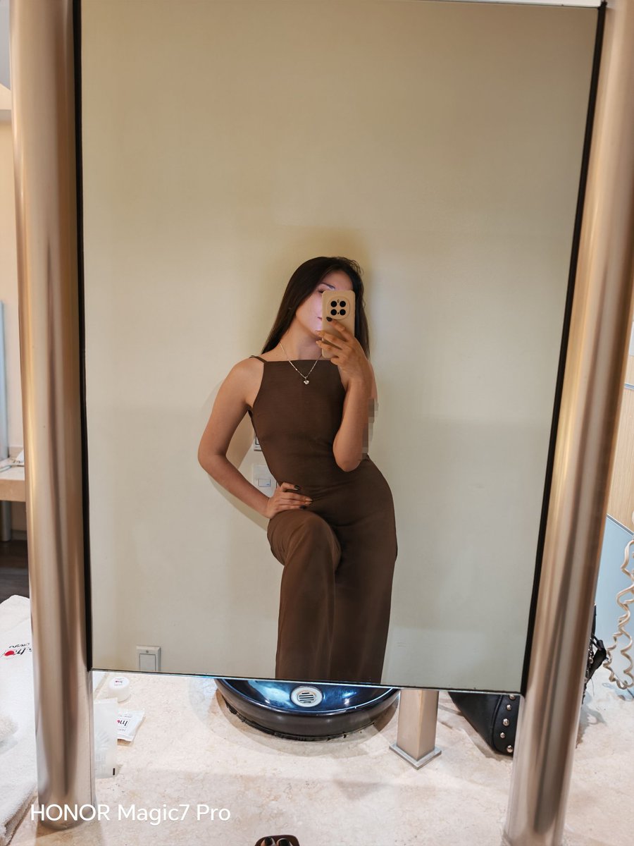 Bellaambar tweet media