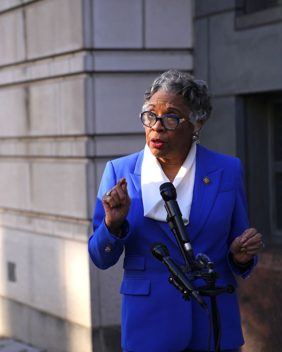 Rep. Joyce Beatty tweet media