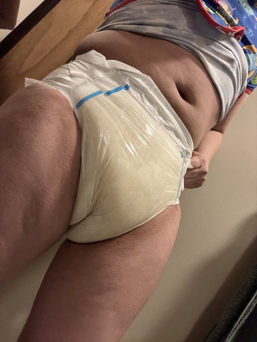 diaperguy175's tweet photo. Going to the diaper convention really puts you in the mood to soak more diapers 😵‍💫
#abdl #abdlboy #diaperlover #diaperboy https://t.co/gJ9fNjjmt8