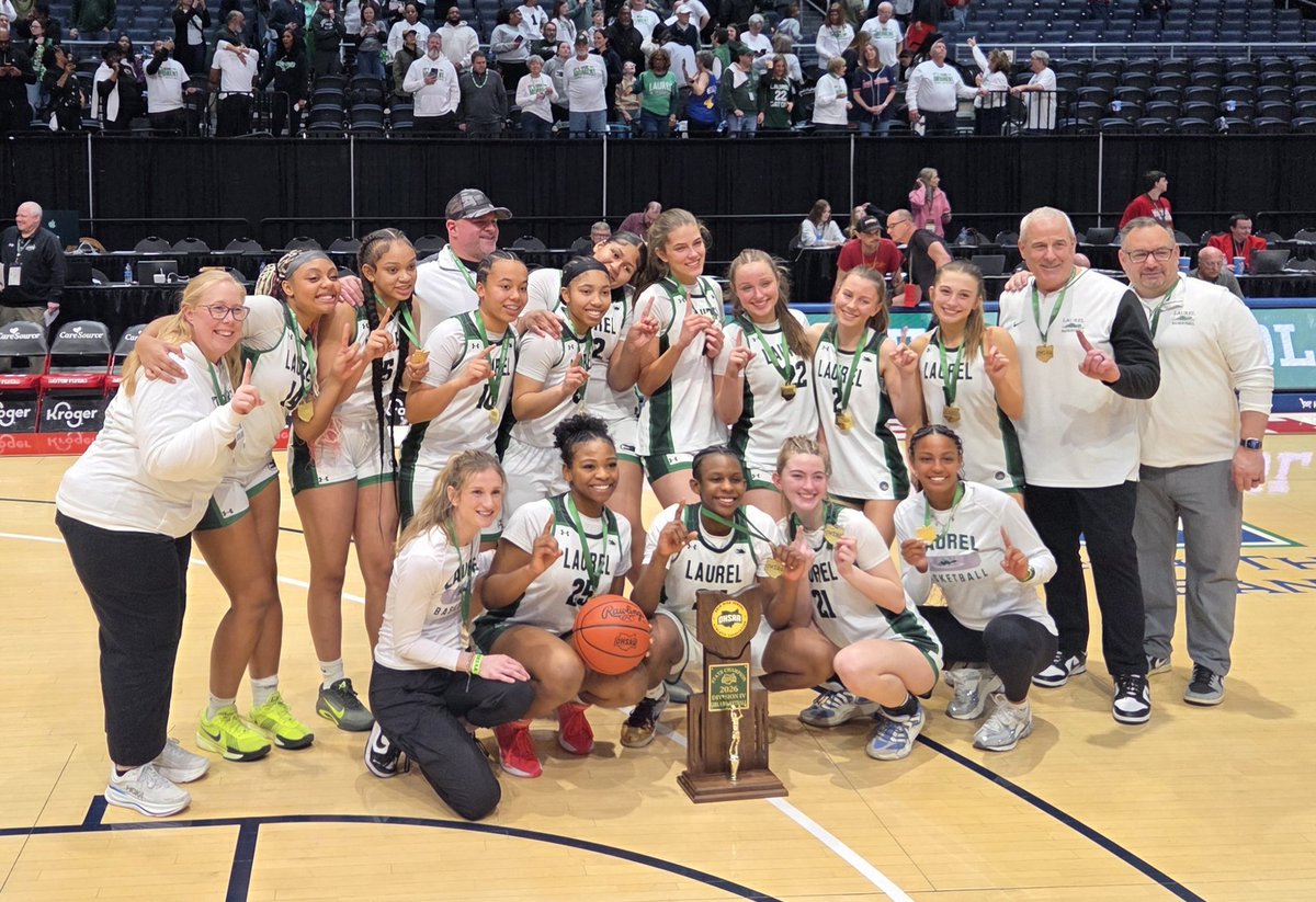 🏀 #OHSAA GIRLS BASKETBALL: Congratulations to Shaker Heights Laurel, the 2026 Division IV state champion!