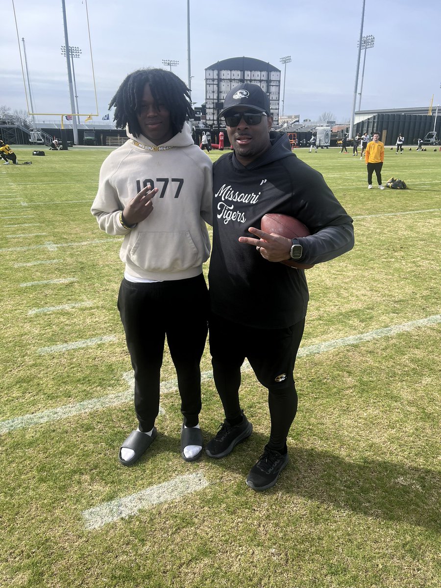 La’Brandon Neal tweet media