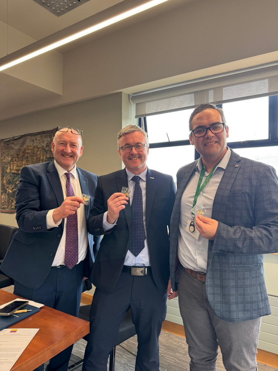 Embassy of Colombia in Ireland tweet media