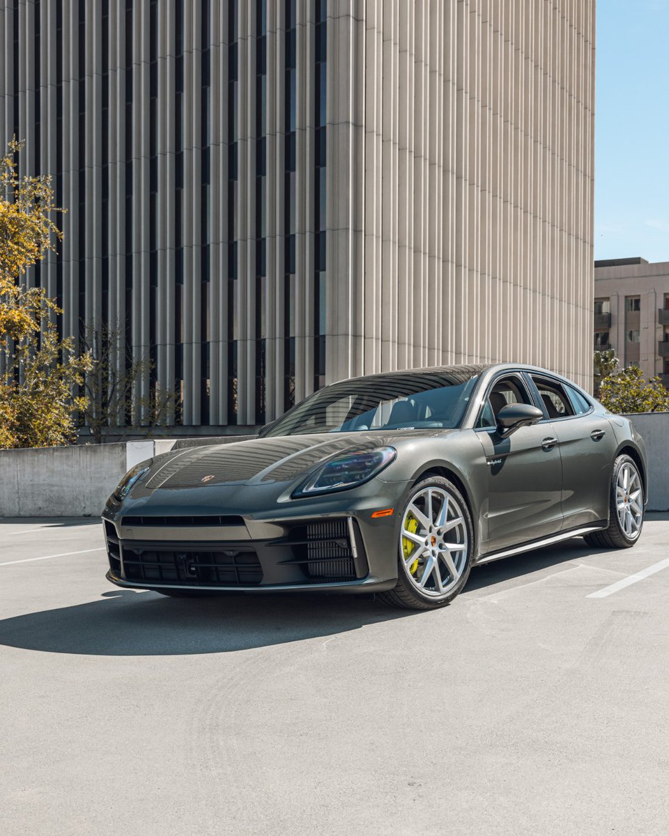 PorscheRiversid's tweet image. The Panamera 4 E-Hybrid is ready for a drive through Downtown Riverside. Are you?⚡
#porscheriverside #riversideporsche #porscheusa #porschedealer #porscheexperience #riverside #inlandempire #porschelife #luxurycars #performance #porschelove #porscheclub #porsche #porscheturbo