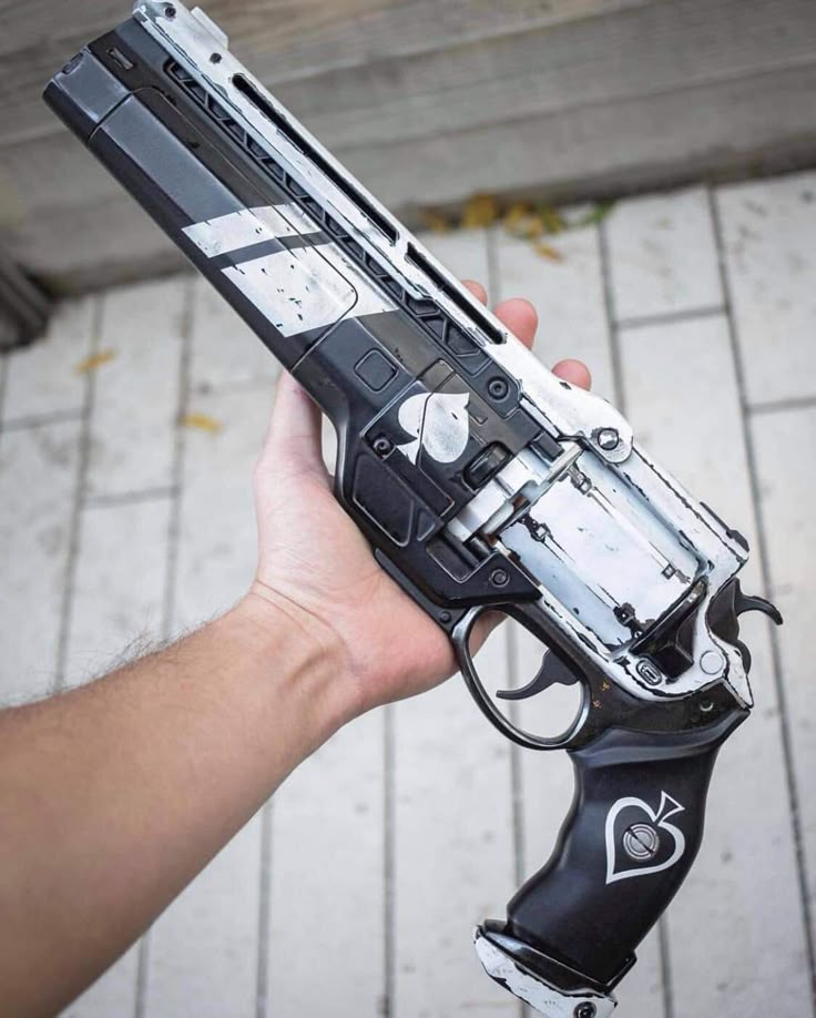 Gun Fanatics tweet media