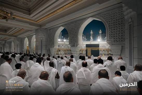 البيان tweet media