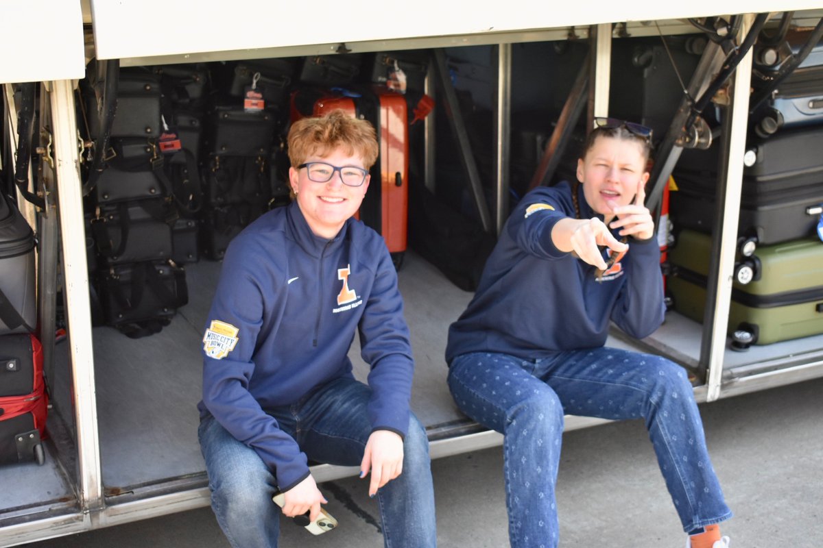 Marching Illini tweet media