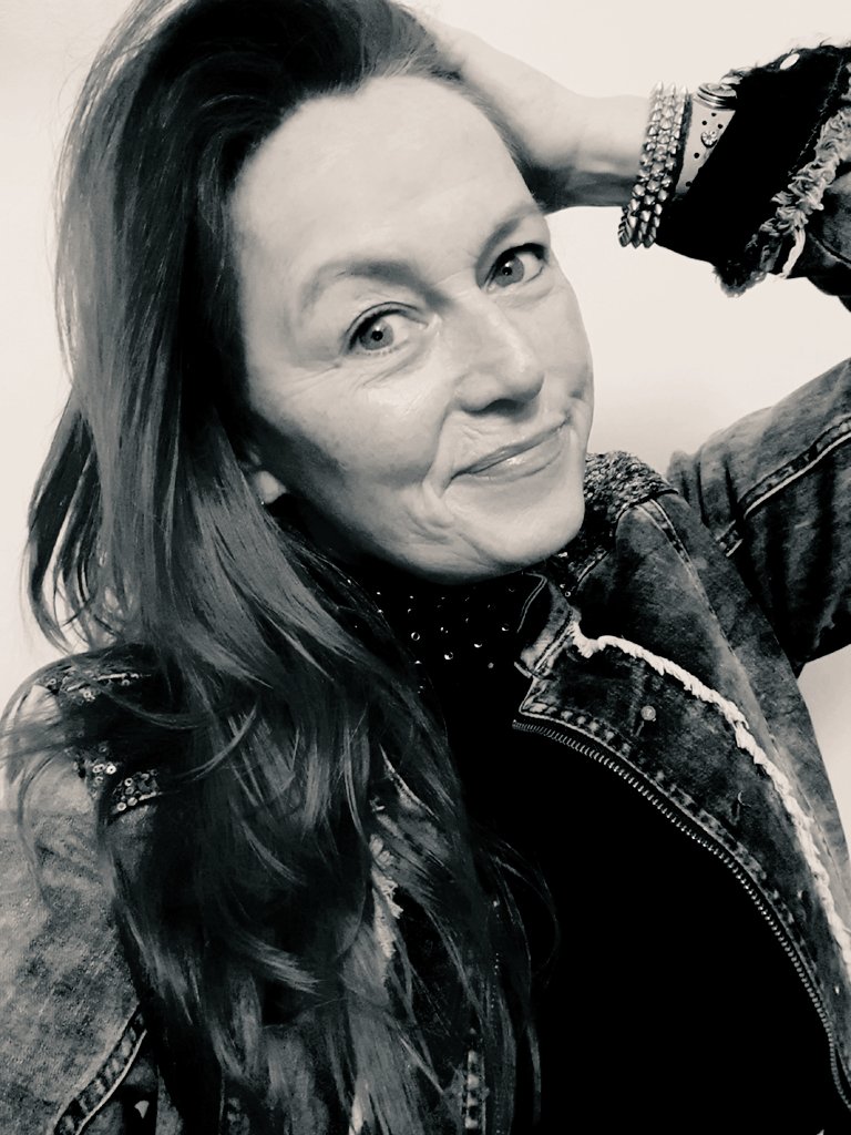 Rocketskates 🖤🤘💫💥🎵💥 🖤🤘💫 tweet media