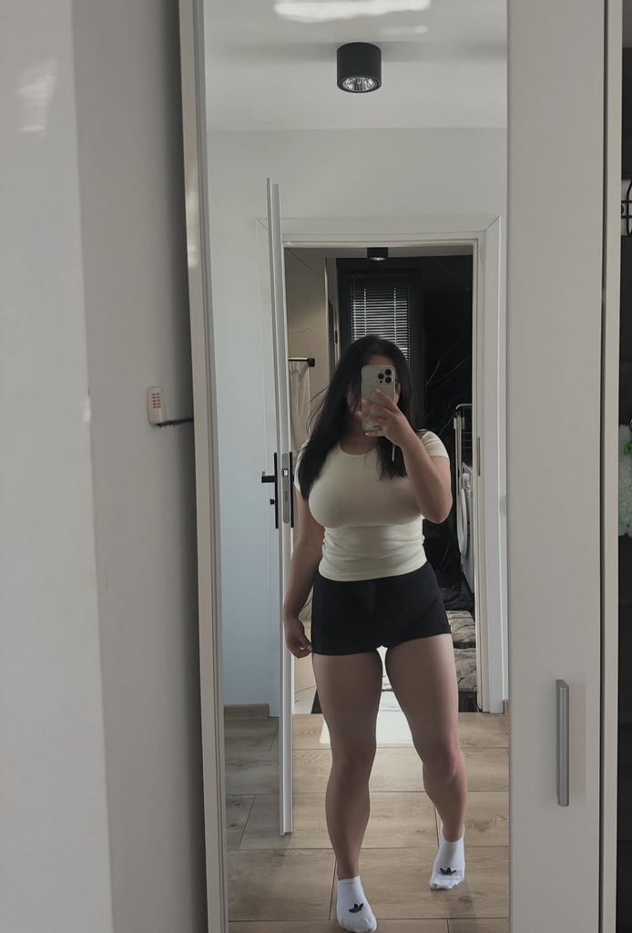 And(1)One tweet media