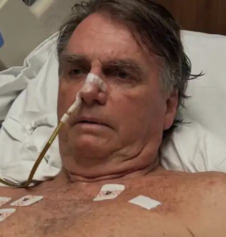 UpdateCharts tweet media